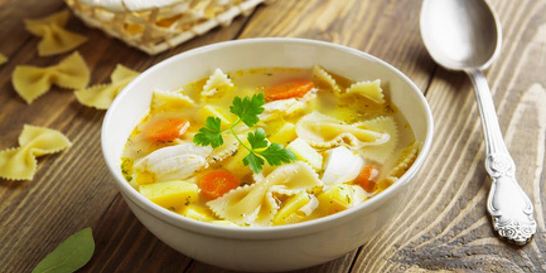 Суп куриный с пастой фарфалле