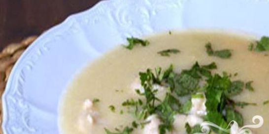 Картофельный суп-пюре с сельдереем и куриными клецками