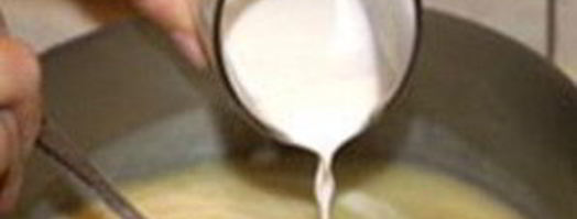 картофельный суп-пюре с сельдереем и куриными клецками. Шаг 5