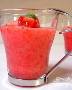 Клубничный суп-пюре