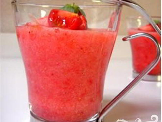 Рецепт клубничного супа-пюре