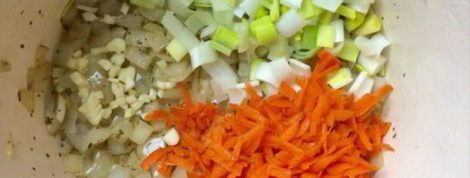 овощной перловый суп-пюре с луком-пореем и шампиньонами. Шаг 9