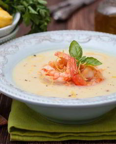 Суп-пюре из чечевицы с креветками