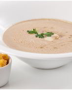 Суп пюре из грибов с кусочками картошки