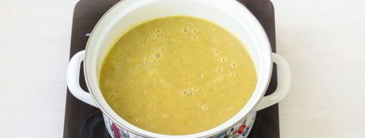 суп-пюре из кабачков с плавленным сыром. Шаг 12