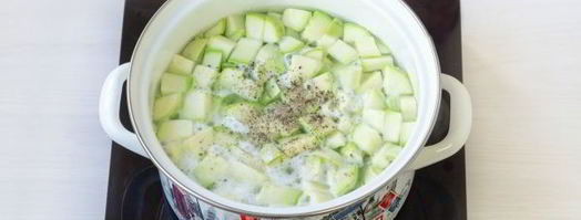 суп-пюре из кабачков с плавленным сыром. Шаг 6