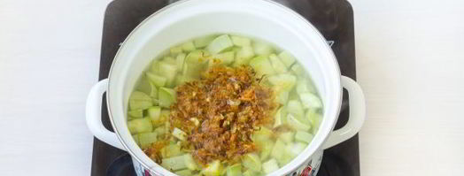 суп-пюре из кабачков с плавленным сыром. Шаг 10