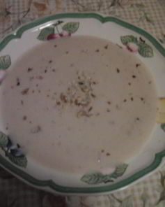 Суп-пюре из цветной капусты с грецкими орехами