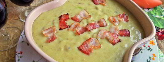 суп-пюре картофельный с горошком и беконом. Шаг 15