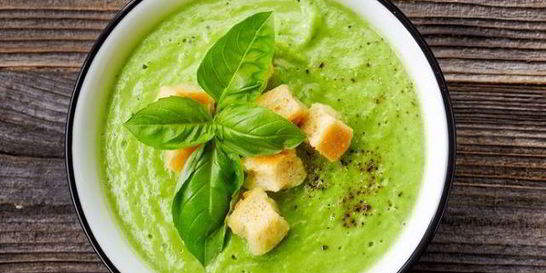 Суп-пюре с базиликом на курином бульоне