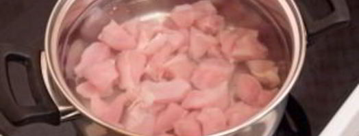 суп-пюре с брокколи и куриным филе. Шаг 3