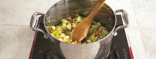 суп-пюре с кнелями из лосося. Шаг 3