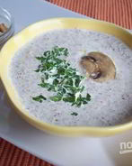 Суп-пюре с шампиньонами и сыром