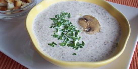 Суп-пюре с шампиньонами и сыром
