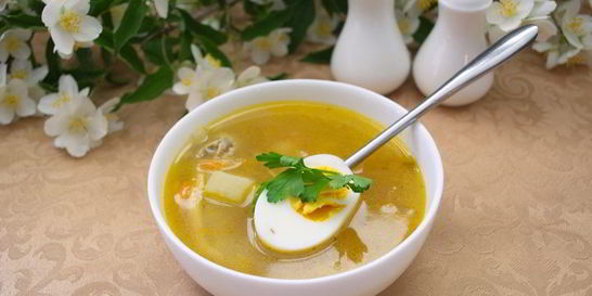 Суп с мясом и яйцом