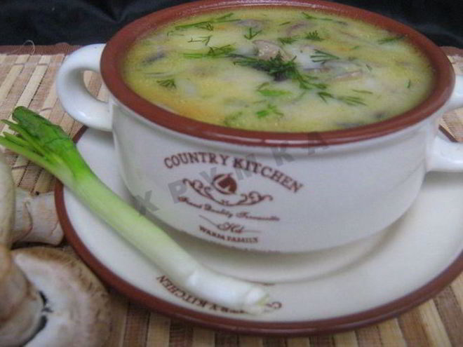 Рецепт сырного супа с шампиньонами