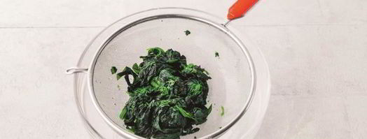 весенний суп из говядины с щавелем и шпинатом. Шаг 3