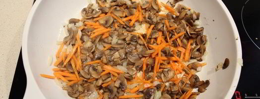 ажурные блинчики с начинкой. Шаг 5