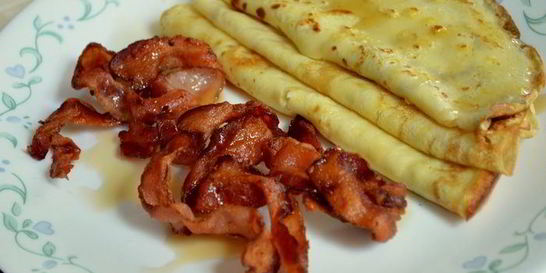 Блинчики с беконом