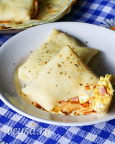 Блинчики с ветчиной и яйцом