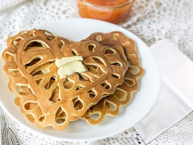 Рецепт блинов на кефире с кипятком тонкие ажурные