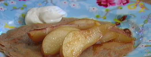 блины на пиве с грушевым соусом. Шаг 8