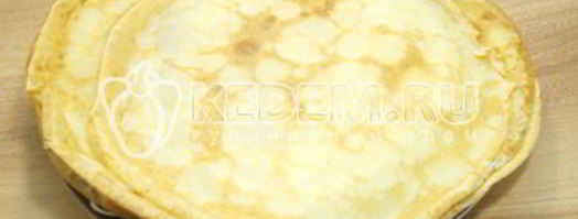 блины с луком и яйцом. Шаг 6