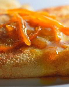 Блины с цитрусовым соусом