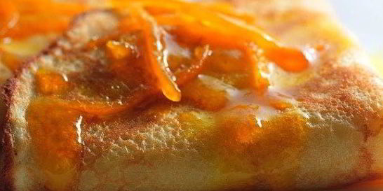 Блины с цитрусовым соусом