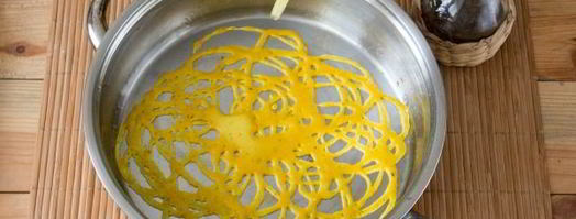 роти джала — малазийские кружевные блины. Шаг 12