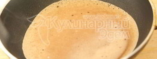 шоколадные блины с творогом и клубникой. Шаг 4