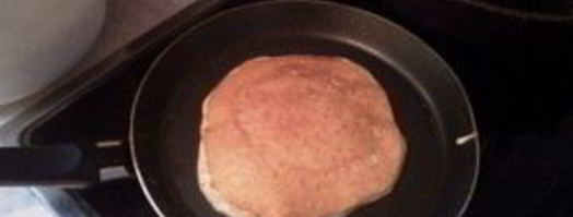 толстые пышные блины на кефире. Шаг 5