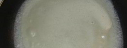 тонкие воздушные блинчики на кефире. Шаг 3