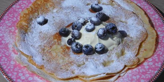 Заварные блинчики с ягодами