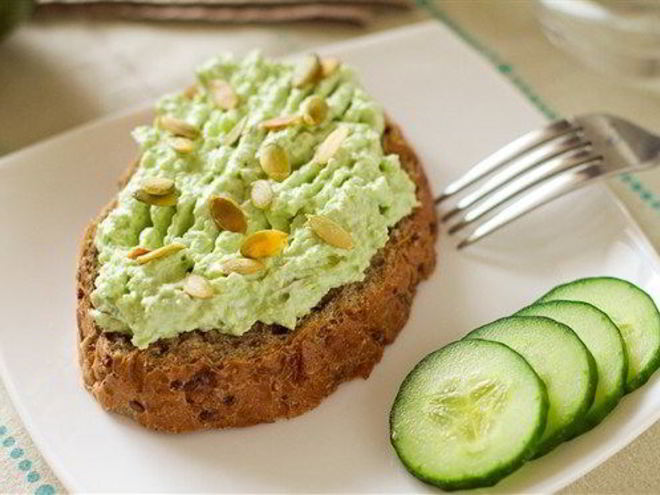 Рецепт булочки с творогом и авокадо