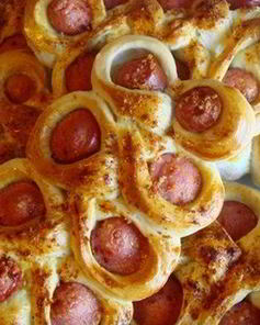 Булочки Гусенички с сыром и сосисками