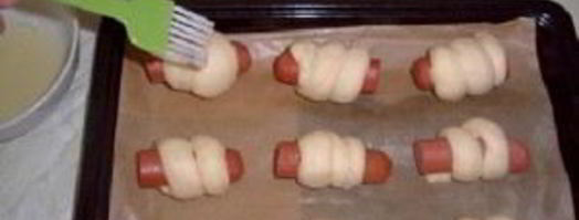 булочки с колбасой. Шаг 13