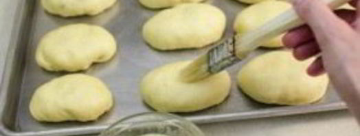 булочки с начинкой. Шаг 13