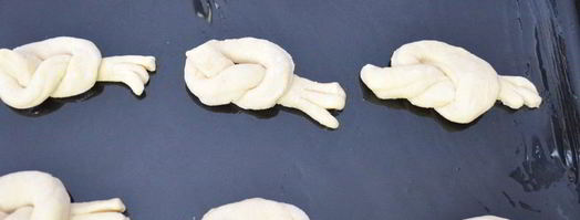 булочки жаворонки. Шаг 5