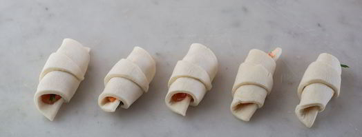 мини-круассаны с копченой форелью. Шаг 5