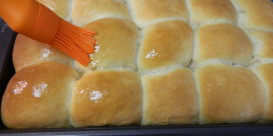 Сдобные булочки из дрожжевого теста