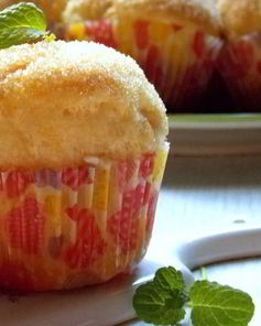 Шафрановые сахарные булочки