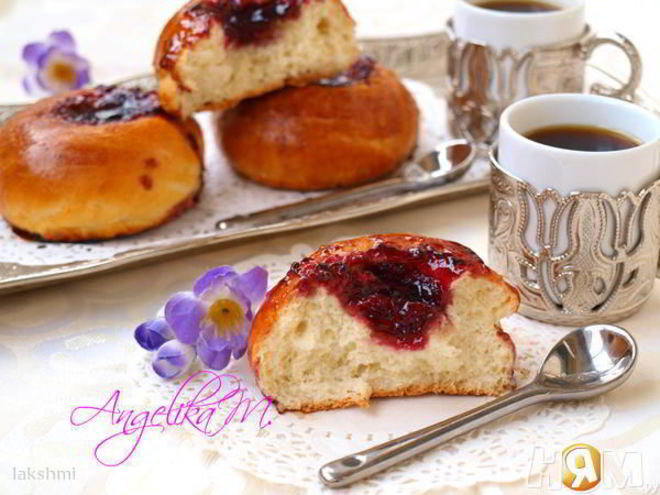 Рецепт ватрушек с джемом
