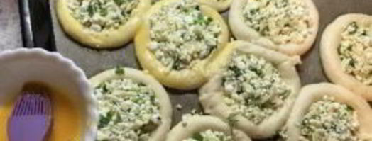 ватрушки с сыром и зеленью. Шаг 11