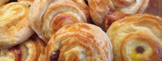 ватрушки с творогом в сметанной заливке. Шаг 7