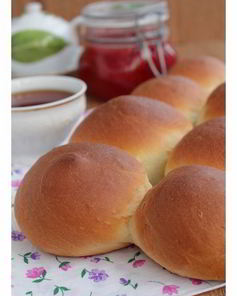 Воздушные булочки на завтрак