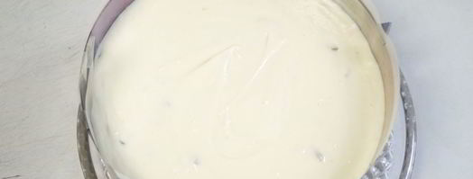 чизкейк без выпечки с карамелизированными грушами. Шаг 10