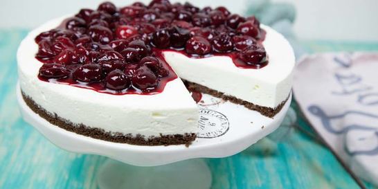 Чизкейк без выпечки с вишней