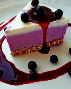 Чизкейк с черной смородиной без выпечки