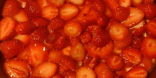 Чизкейк с клубникой и творогом